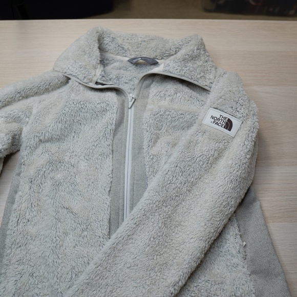 The North Face Women's Plush Fleece Jacket - Size Small, Cozy Warmth - Picture 6 of 7